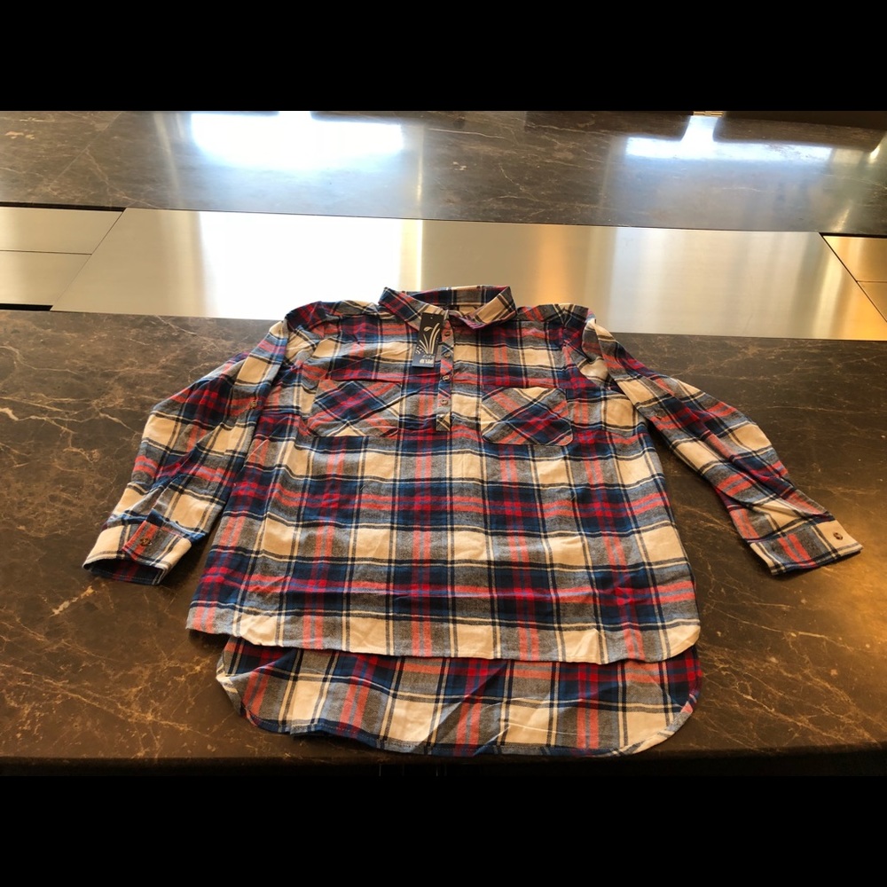 Flannel tunic plaid blouse.